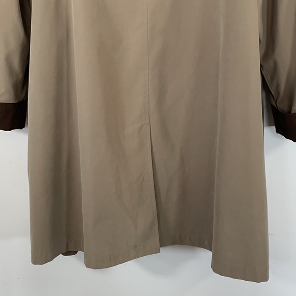 Gallery Classic Zip Up Detachable Liner Women’s Size XL Tan Long Trench Coat - Picture 10 of 14